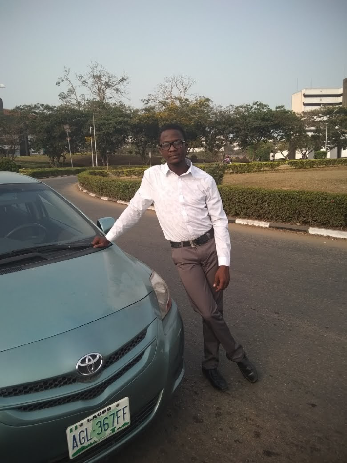 Artificial Intelligence and Robotics In A Nutshell